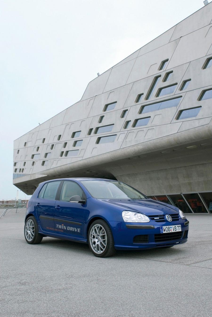  Volkswagen Golf Twin Drive 2008 года  (фото 11 из 12)